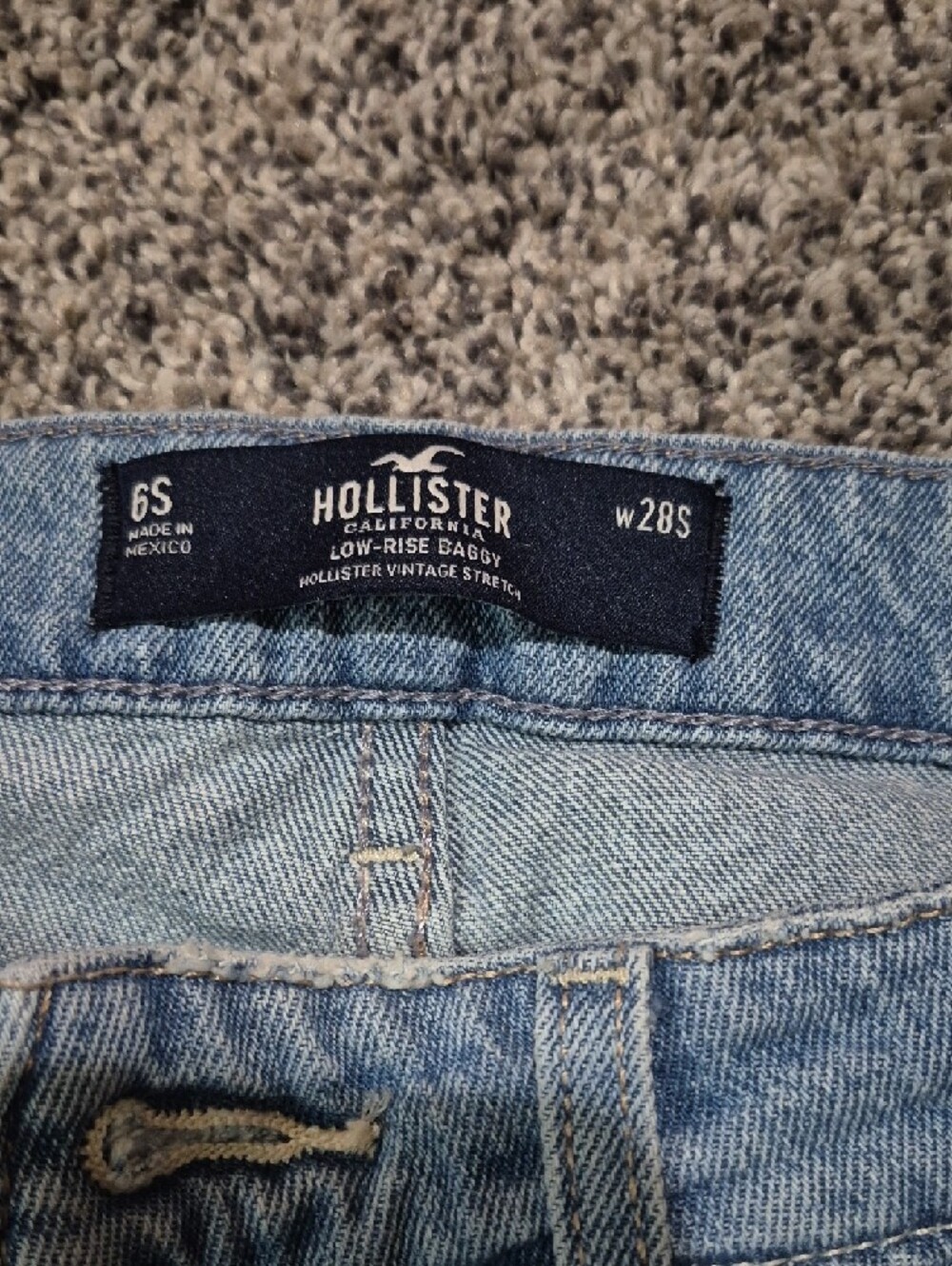 Hollister Women's Light Blue Baggy Low-rise Jeans - Picture 2 of 3